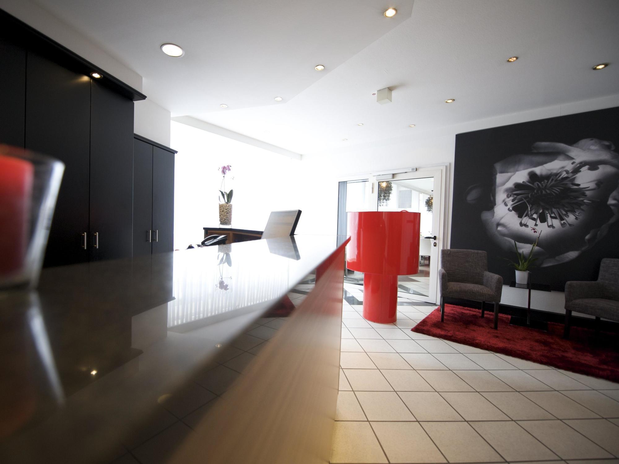 Max Brown Hotel Midtown, Part Of Sircle Collection Düsseldorf Eksteriør bilde