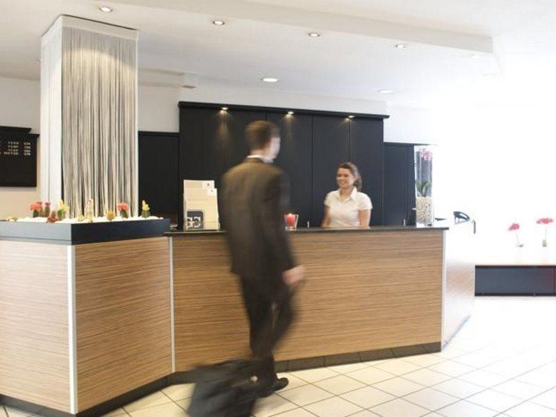 Max Brown Hotel Midtown, Part Of Sircle Collection Düsseldorf Eksteriør bilde